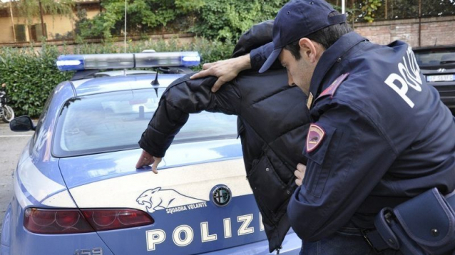 ENCOMIO DELLA POLIZIA DI STATO ALLE GUARDIE KSM